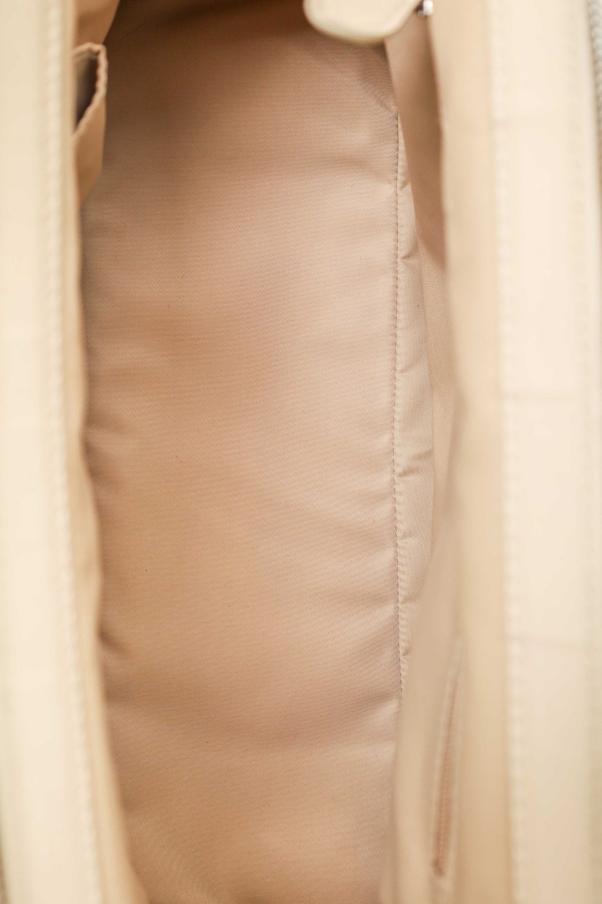 Christian Dior 2006 Beige/White Coated Canvas Diorissimo Romantique Shoulder Bag