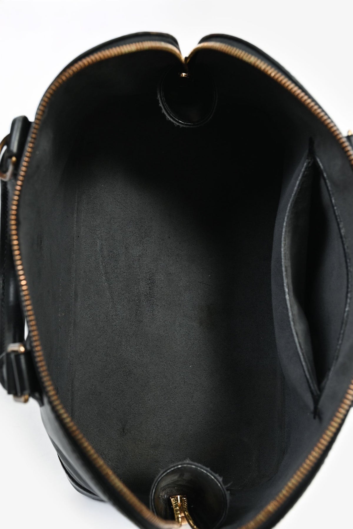 Louis Vuitton 1998 Black Epi Leather Alma MM Top Handle