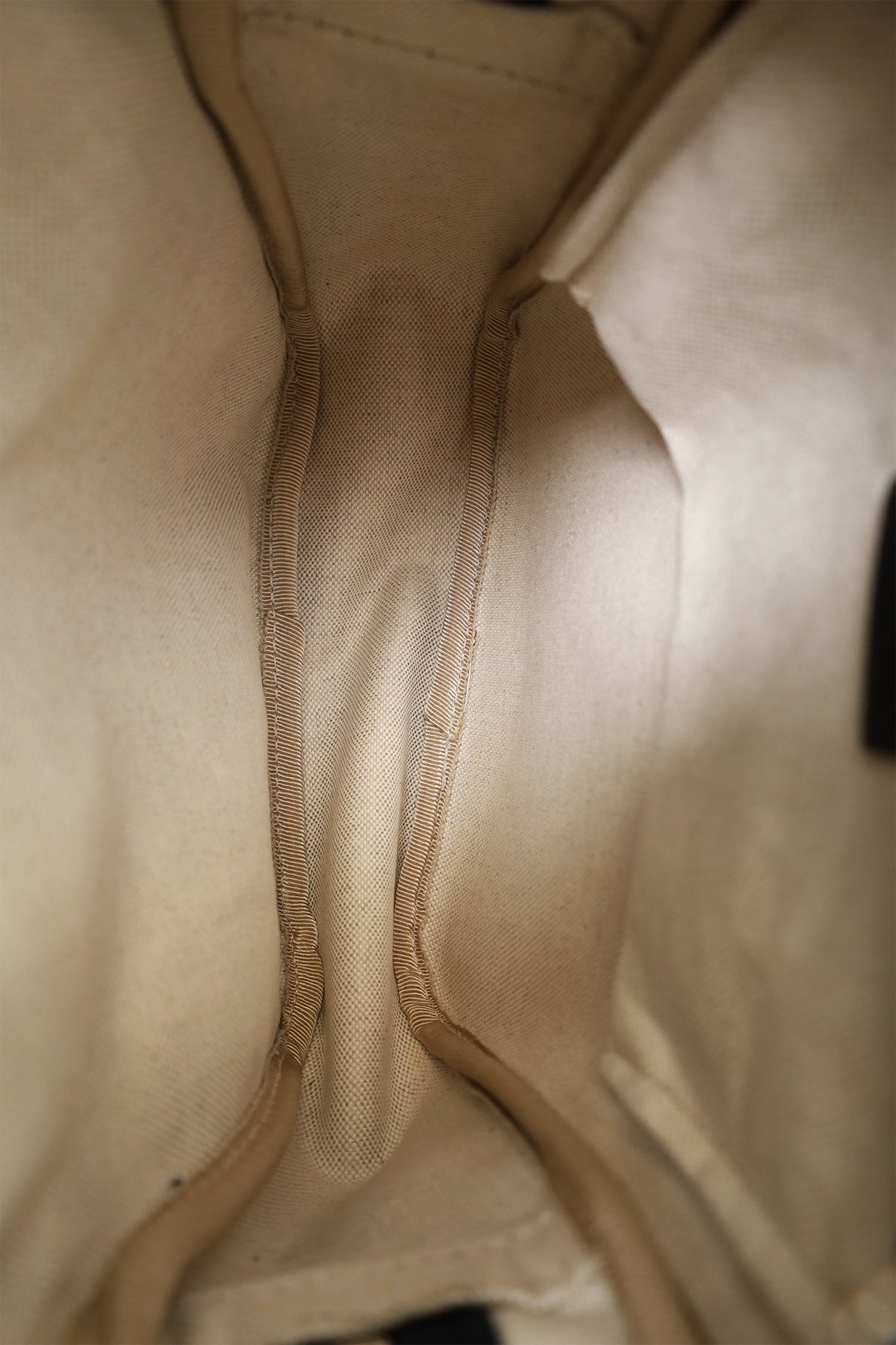 Gucci Black/Navy GG Supreme Canvas Messenger Bag