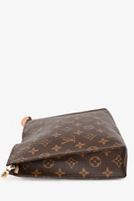 Louis Vuitton 2019 Brown Monogram Toiletry Pouch 26