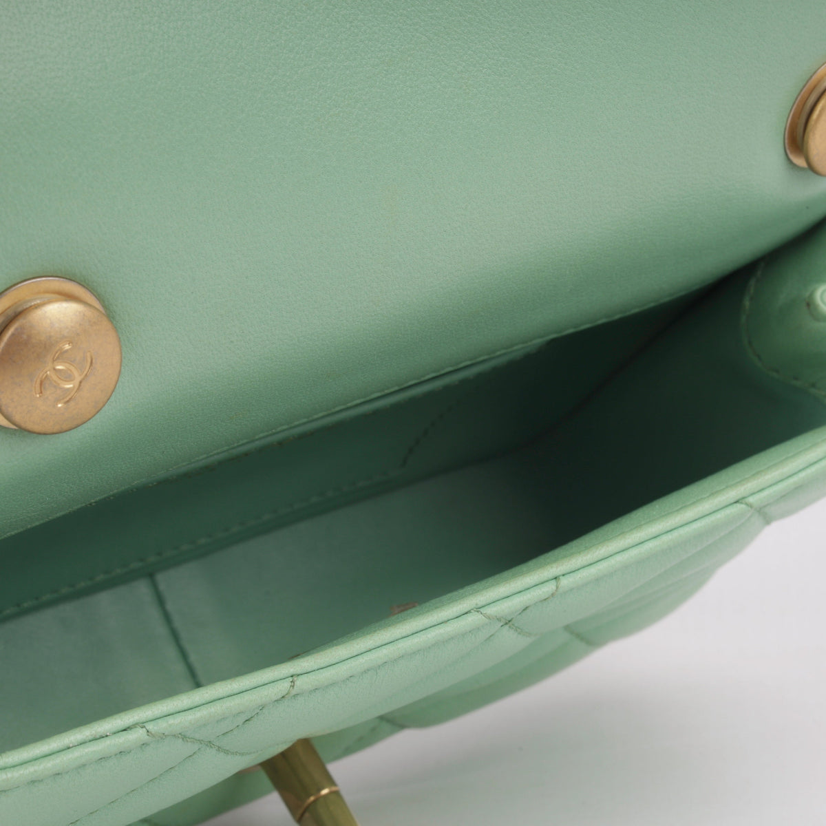 Chanel Seasonal Mini Square Pearl Crush | Brushed Gold Hardware