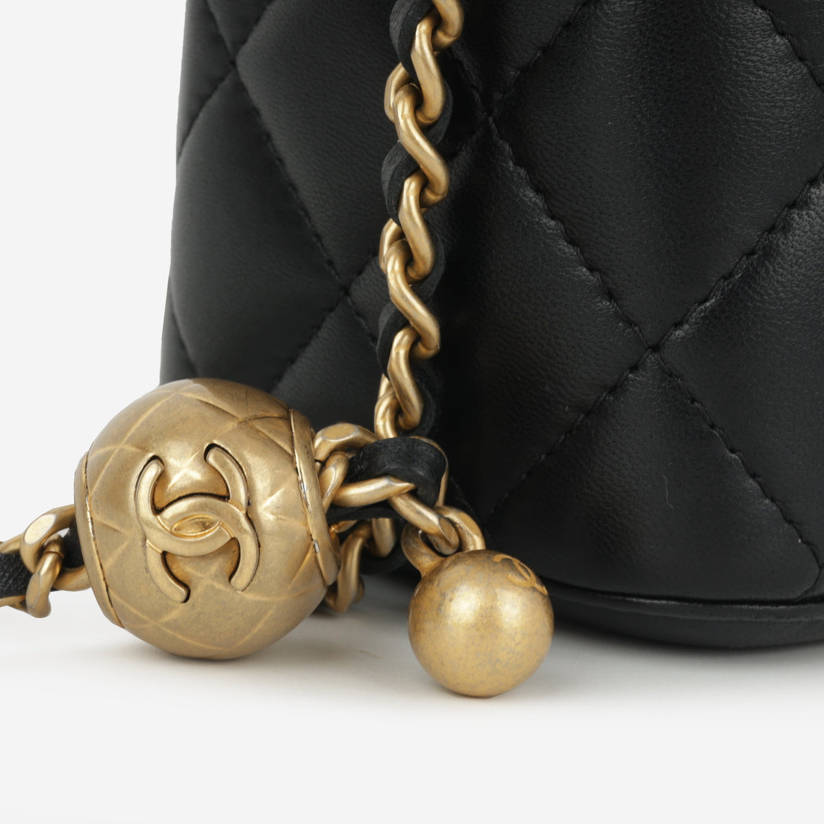 Chanel Small Vanity on Chain Pearl Crush - Black Lambskin | Antique Gold Hardware