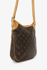Louis Vuitton 2009 Monogram Odeon Crossbody Bag