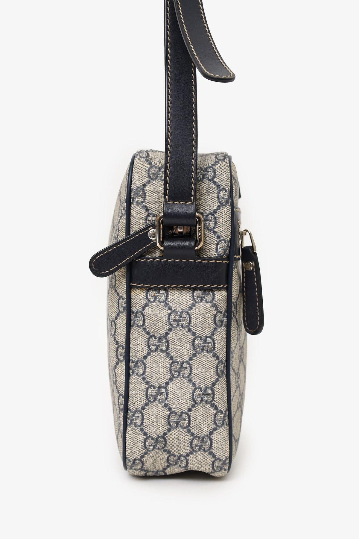 Gucci Black/Navy GG Supreme Canvas Messenger Bag