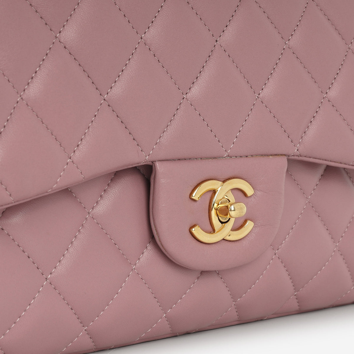 Chanel Jumbo Classic Flap - Mauve Lambskin | Champagne Gold Hardware